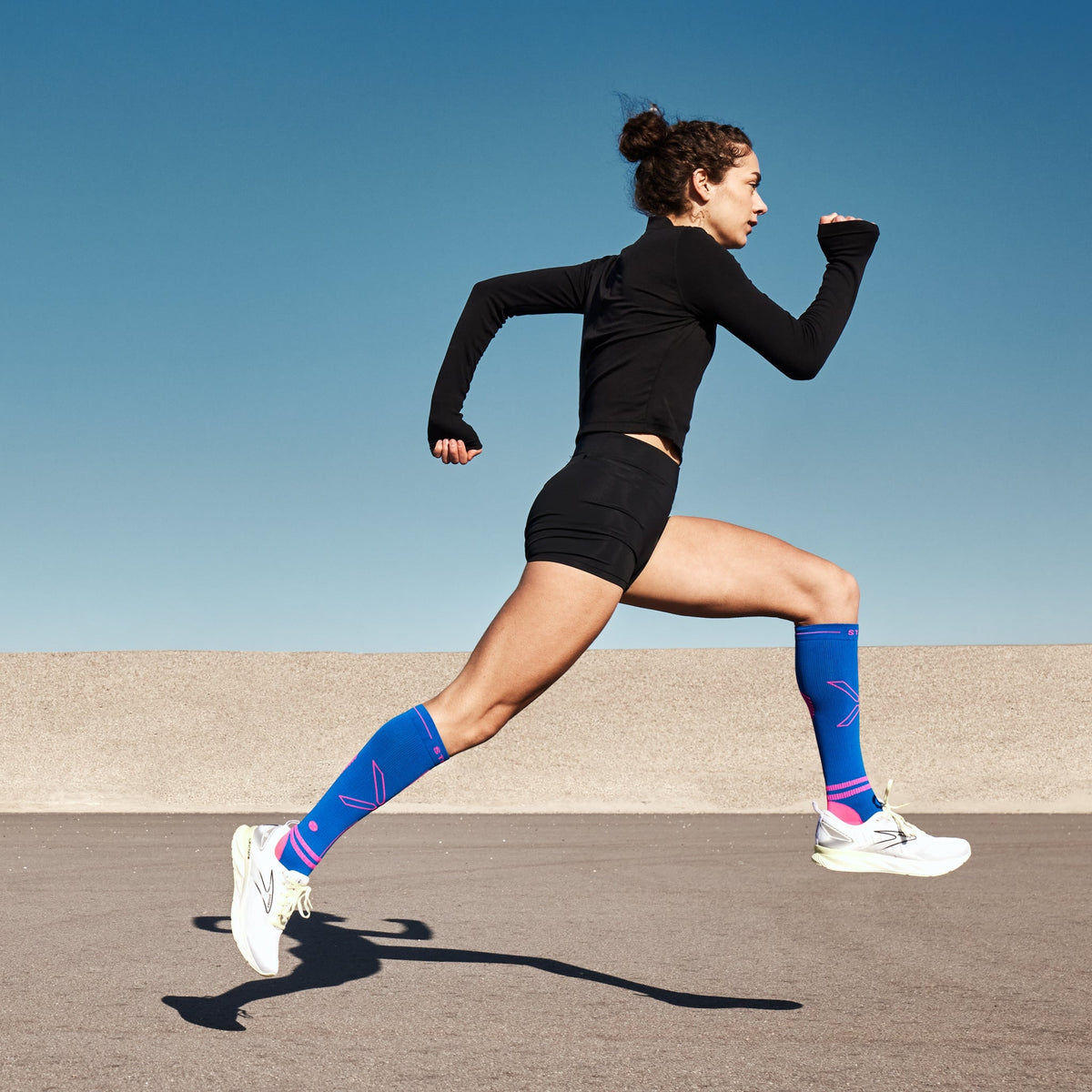 Ultralight Running Socks Women | Blue / Pink Fluo