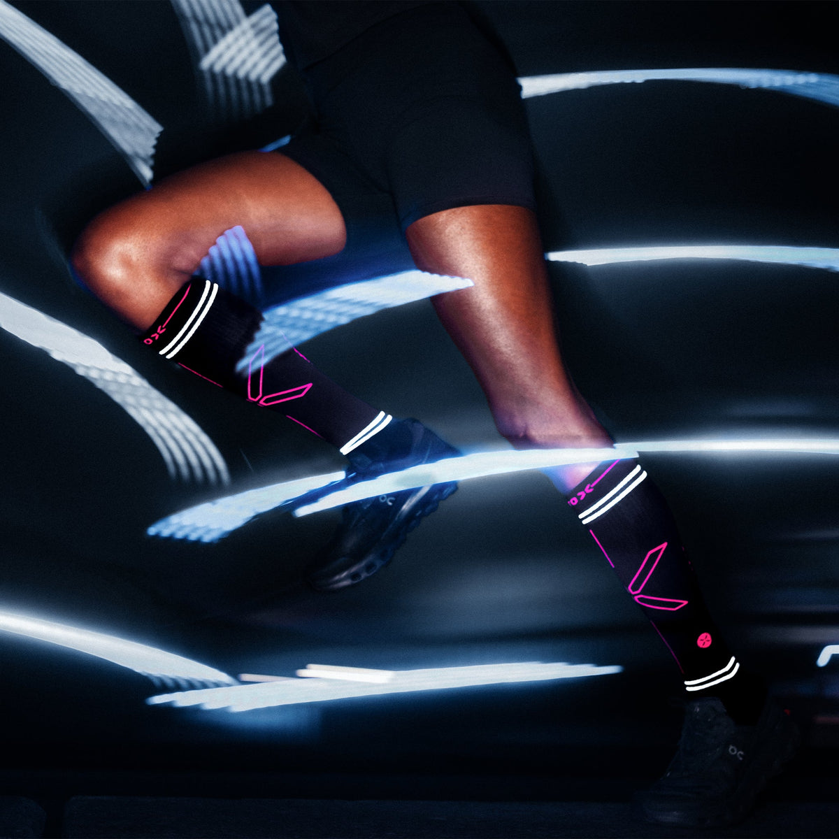 Reflective Running Socks Women | Black / Pink