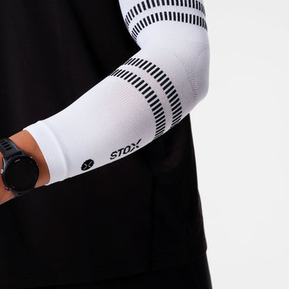 Running Arm Sleeves Unisex | White / Black