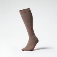 Light Brown / Red