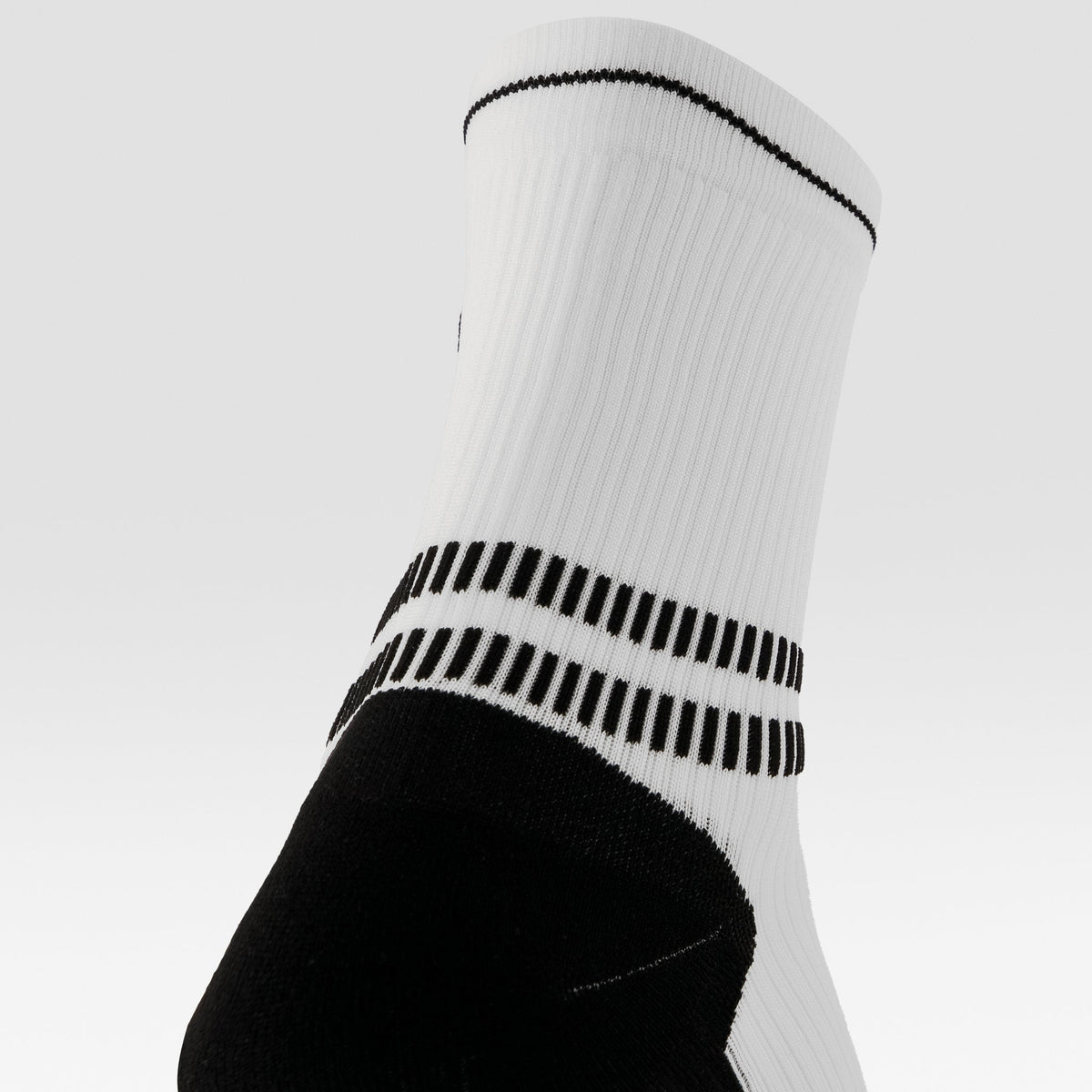 Sports Ankle Socks Men | White / Black