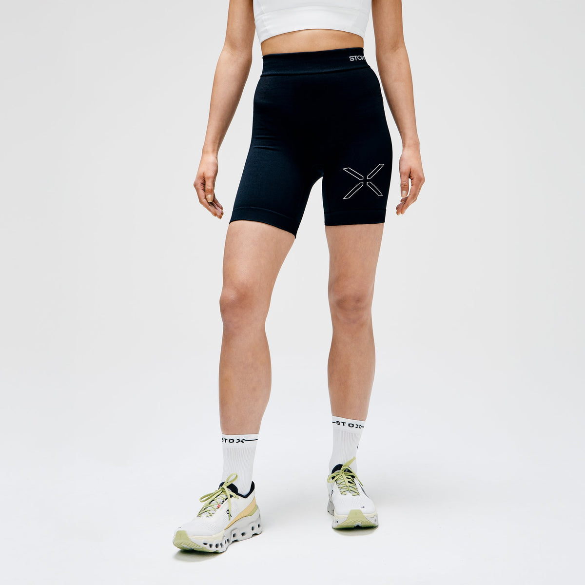 Sports Tights Women Short | Black / White